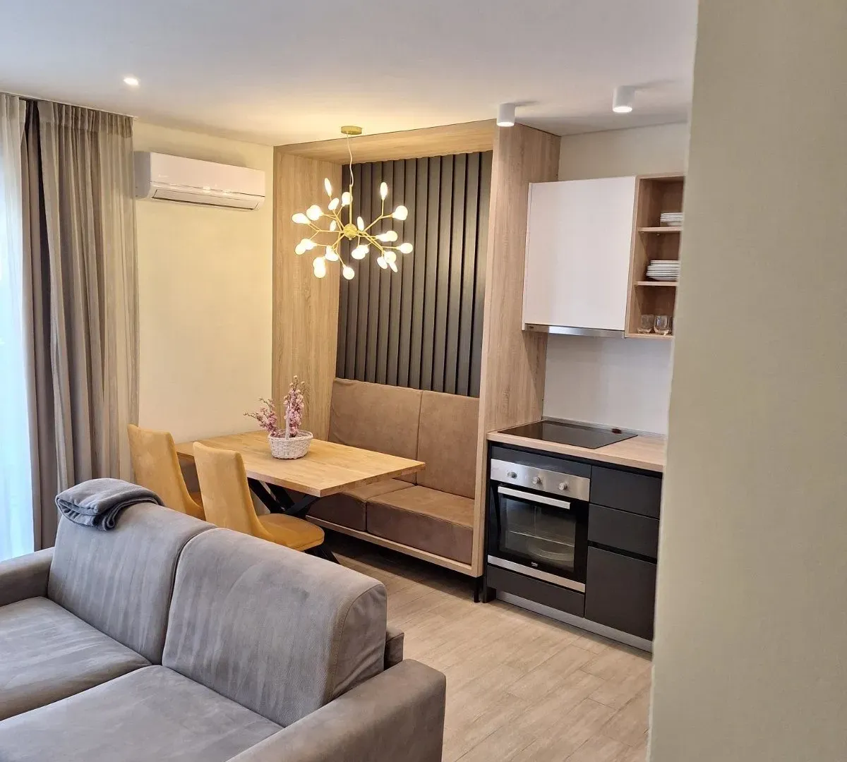 Rent, one bedroom apartment, 45m², Pod Kuk, Tivat