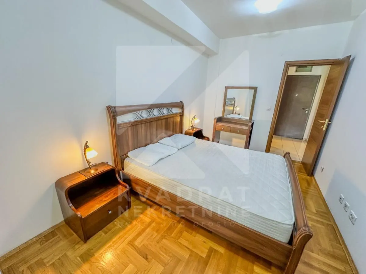 Izdavanje, jednosoban stan, 57m², City Kvart, Podgorica