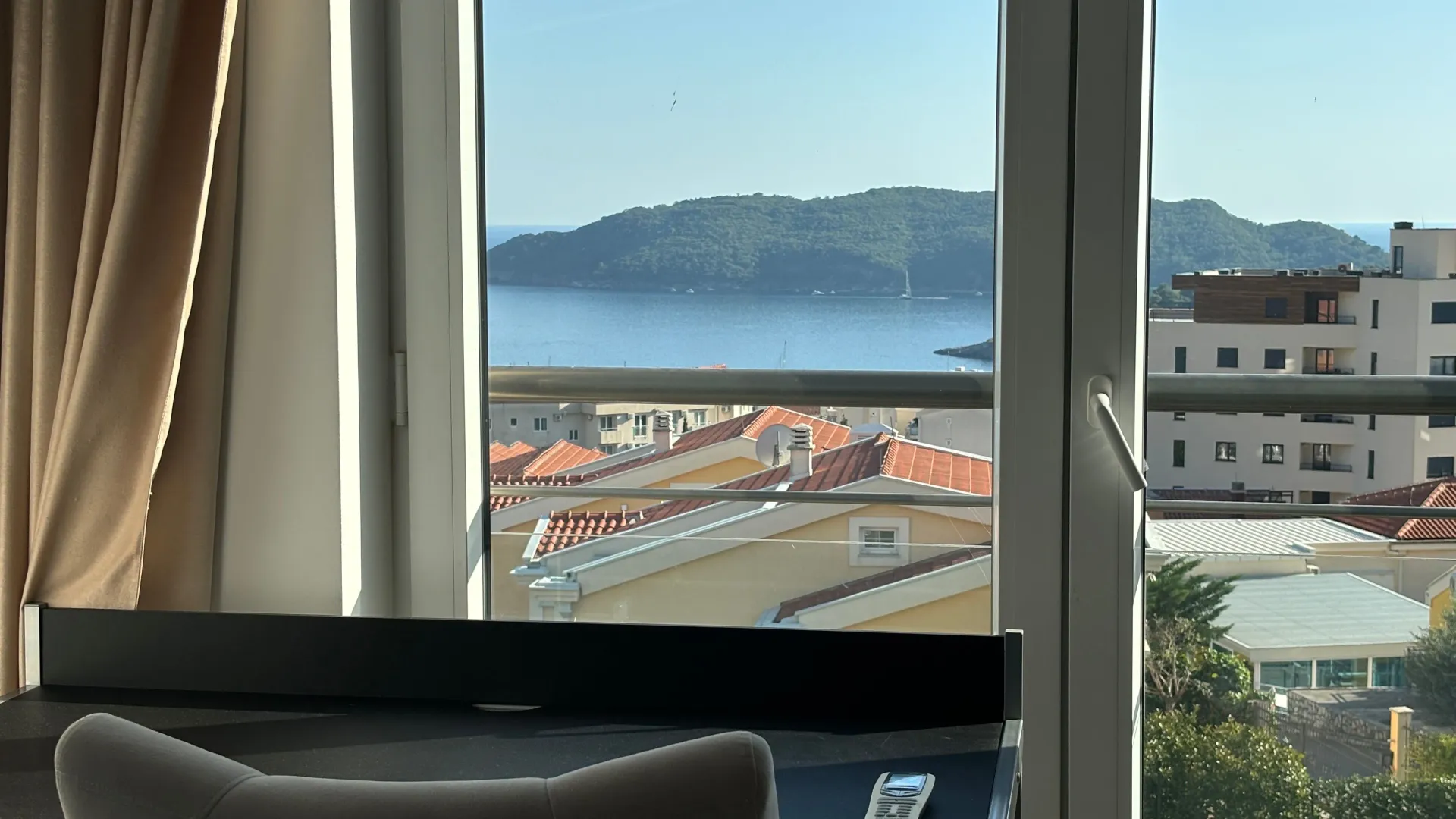 Rent, two bedroom apartment, 75m², Ivanovići, Budva