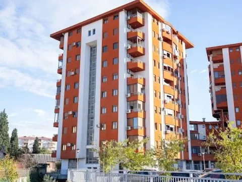Izdavanje, dvosoban stan, 88m², Tuški Put, Podgorica - image 14