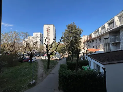 Izdavanje, trosoban stan, 108m², Momišići, Podgorica - image 15