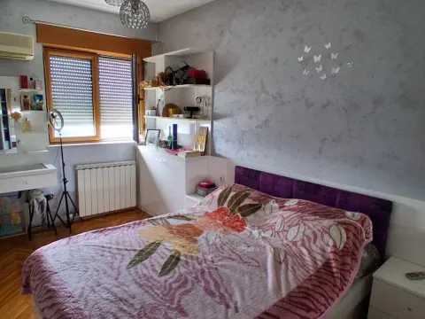 Prodaja, trosoban stan, 104m², Podgorica, Crna Gora - image 1