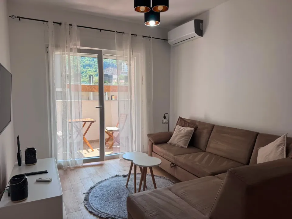 Rent, two bedroom apartment, 69m², Budva, Crna Gora
