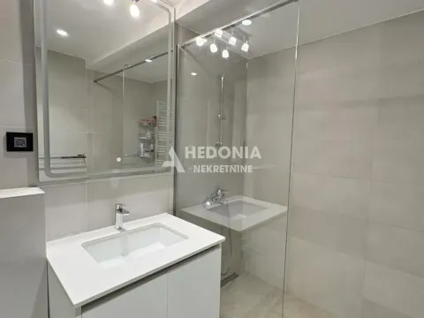 Sale, three bedroom apartment, 82m², Savski Venac, Beograd - image 13