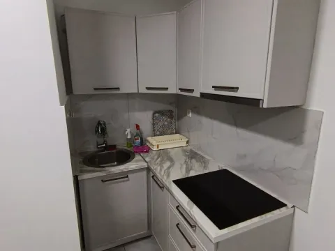 Rent, three bedroom apartment, 80m², Centar, Budva - image 11
