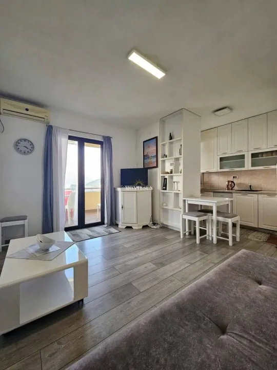 Rent, three bedroom apartment, 100m², Gospoština, Budva