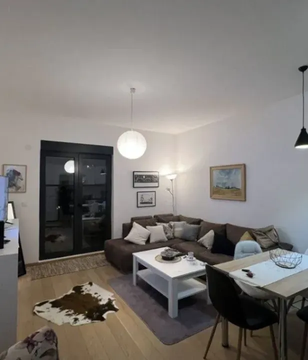 Izdavanje, jednosoban stan, 42m², Seljanovo, Tivat