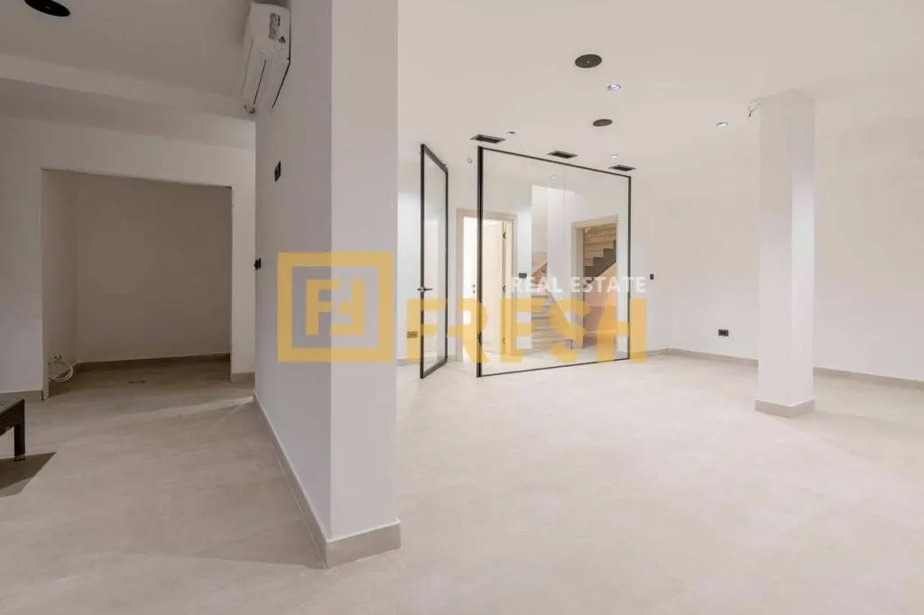 Sale, house, 240m², Budva, Crna Gora