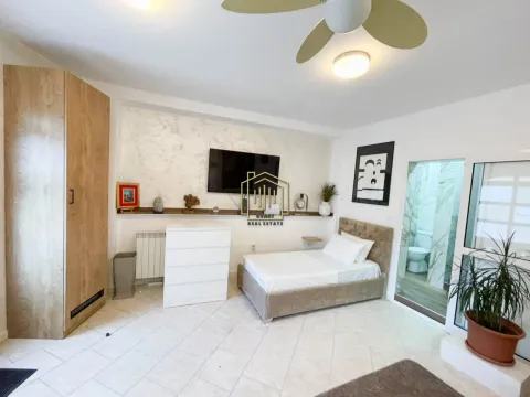 Rent, apartment, 35m², Stara Varoš, Podgorica - image 10