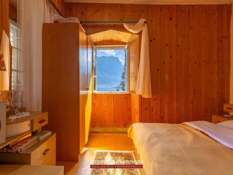 Prodaja, kuća, 100m², Prčanj, Kotor - image 22