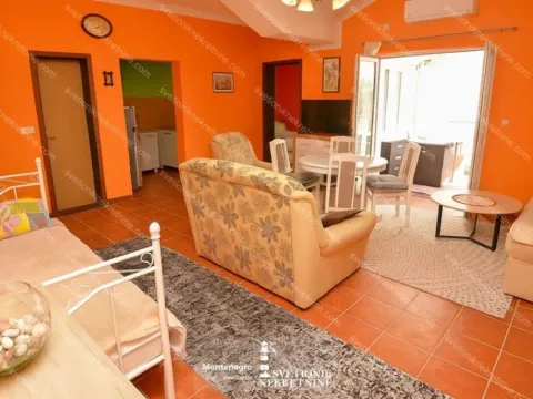 Sale, one bedroom apartment, 53m², Bijela, Herceg Novi - image 4