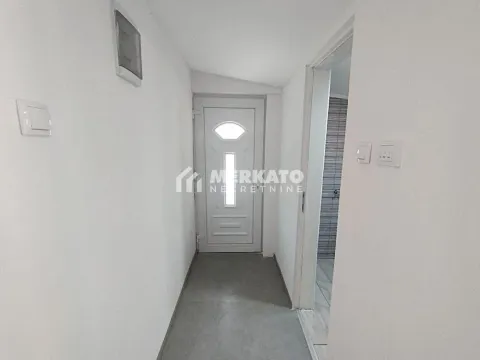 Sale, house, 64m², Mičkei, Zrenjanin - image 4