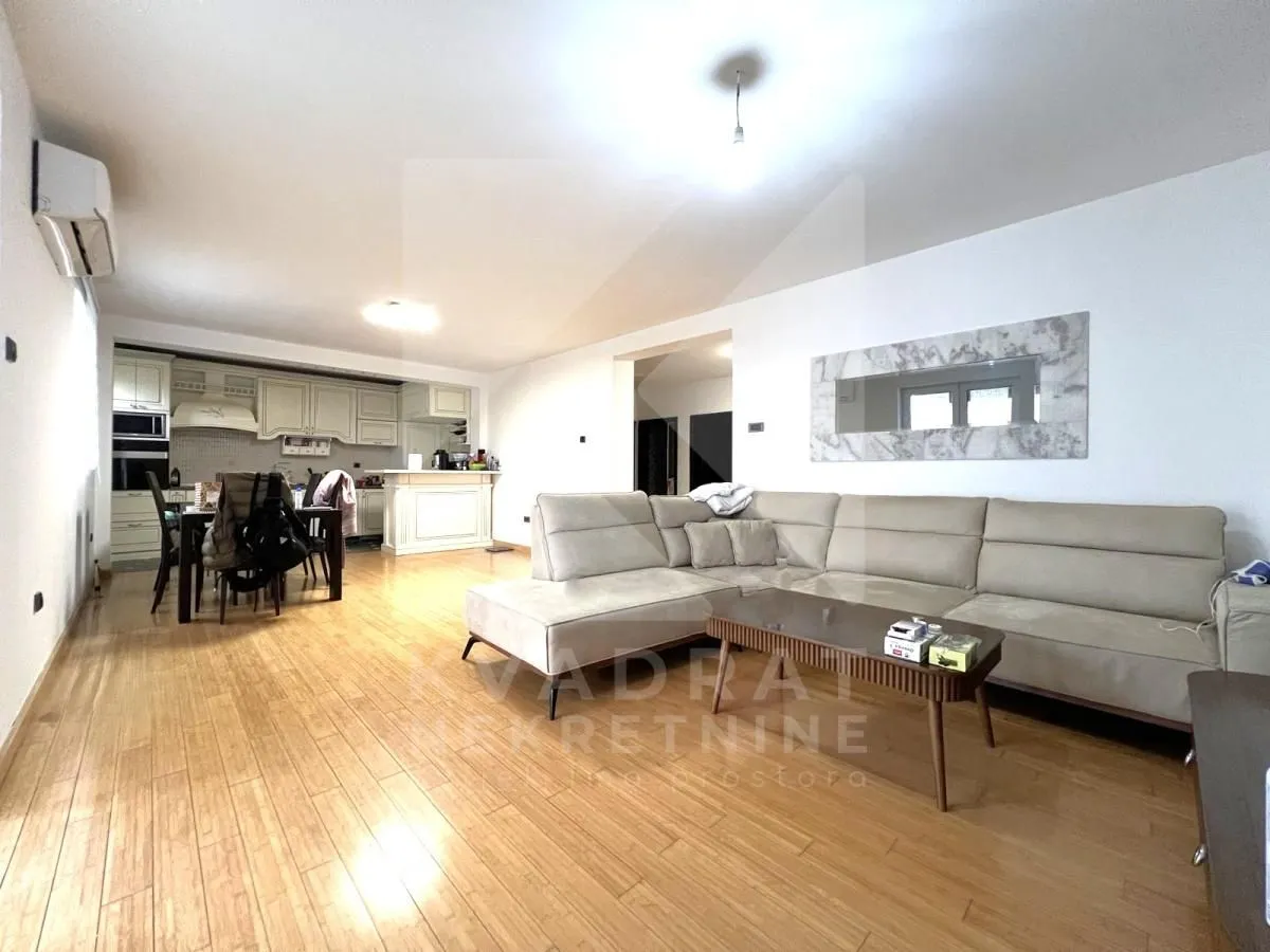 Izdavanje, kuća, 137m², Murtovina, Podgorica