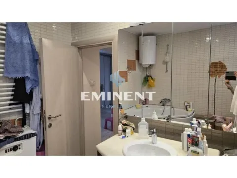 Izdavanje, trosoban stan, 73m², Slavija, Vračar Sve Podlokacije - image 10