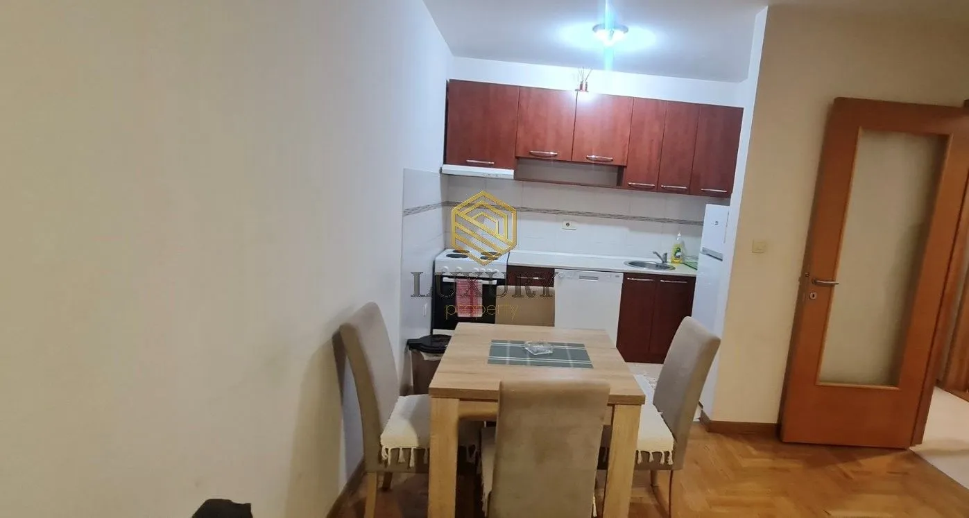 Prodaja, jednosoban stan, 41m², Stari Aerodrom, Podgorica