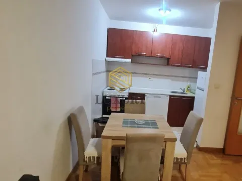 Prodaja, jednosoban stan, 41m², Stari Aerodrom, Podgorica - image 6