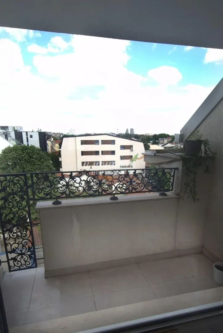 Sale, four bedroom apartment, 82m², Lekino Brdo, Voždovac Sve Podlokacije