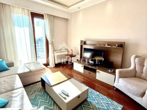 Izdavanje, dvosoban stan, 76m², Gorica C, Podgorica - image 2