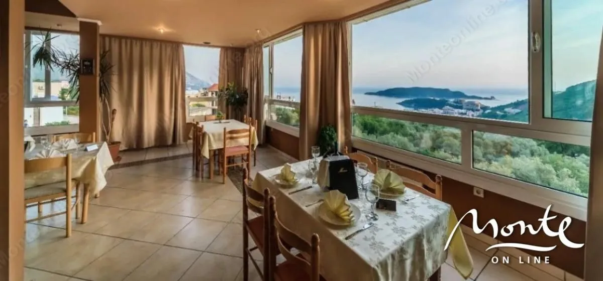 Prodaja,  ugostiteljski objekat, 450m2, Bečići, Budva