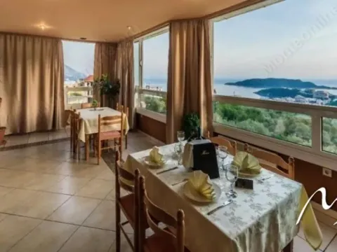 Prodaja, ugostiteljski objekat, 450m2, Bečići, Budva Prodaja, ugostiteljski objekat, 450m2, Bečići, Budva