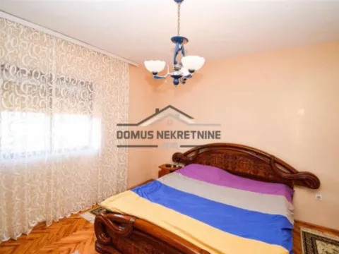 Prodaja, kuća, 223m², Stari Aerodrom, Podgorica - image 5