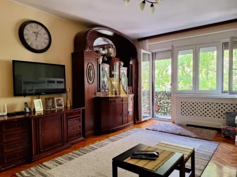 Izdavanje, dvosoban stan, 65m2, Podbara, Novi Sad, Novi Sad