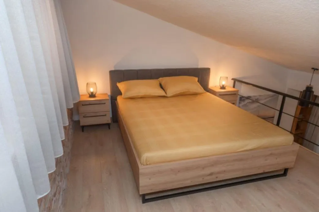 Rent, apartment, 38m², Centar, Bar