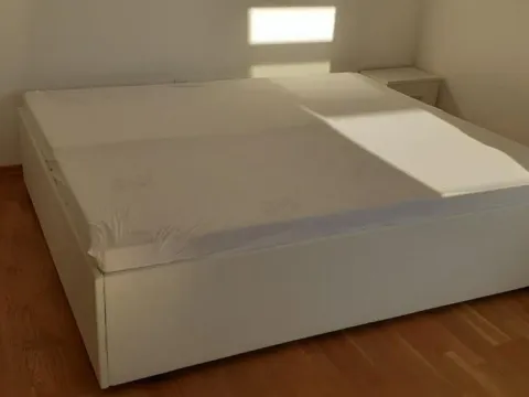 Izdavanje, trosoban stan, 88m², Centar, Novi Sad - image 2