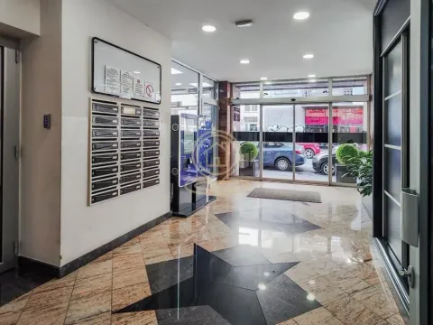 Rent, two bedroom apartment, 64m², Savski Venac, Beograd - image 17