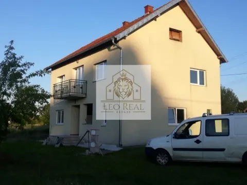  House for Sale, 200m2, Gračac, Vrnjačka Banja