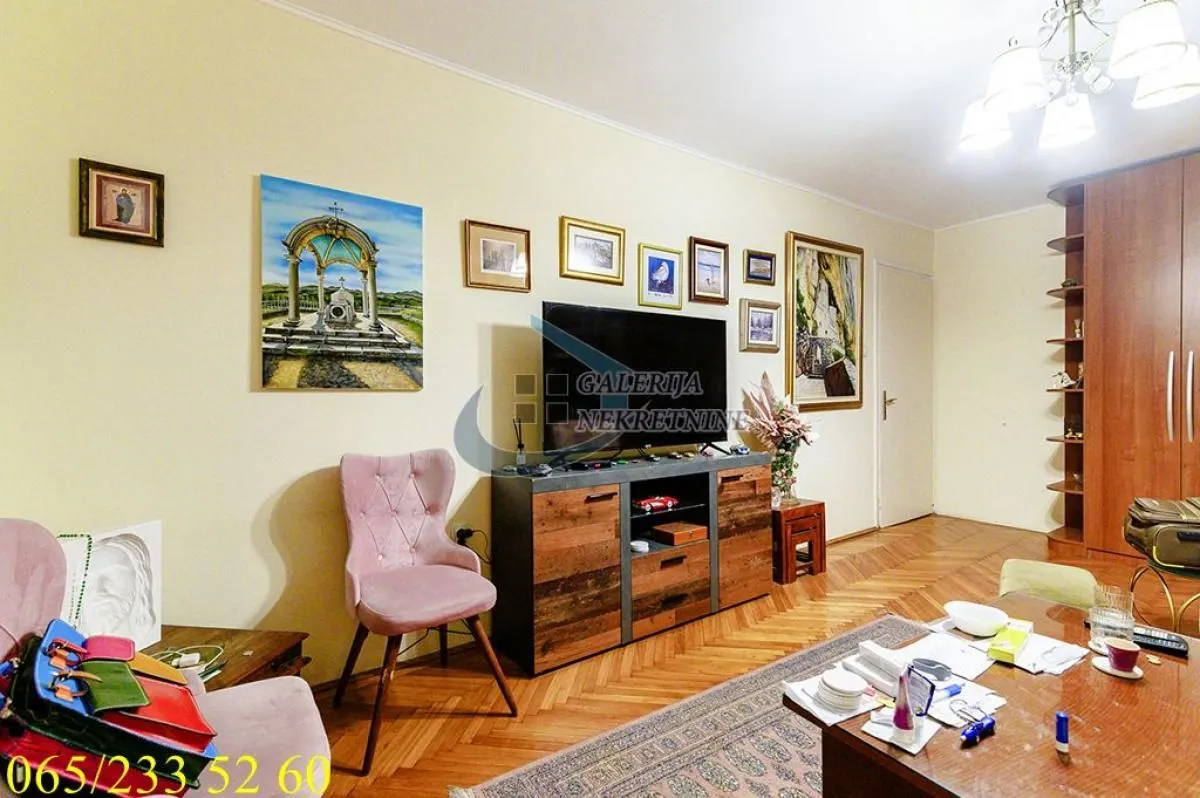Prodaja, dvosoban stan, 62m², Vračar Sve Podlokacije, Beograd