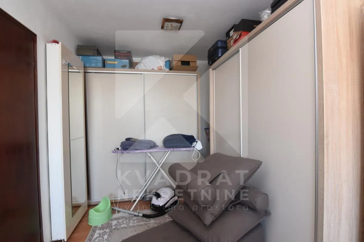 Prodaja, kuća, 260m², Stari Aerodrom, Podgorica