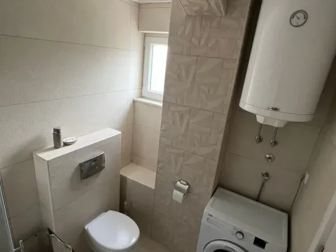 Izdavanje, jednosoban stan, 55m², Kava, Tivat - image 2