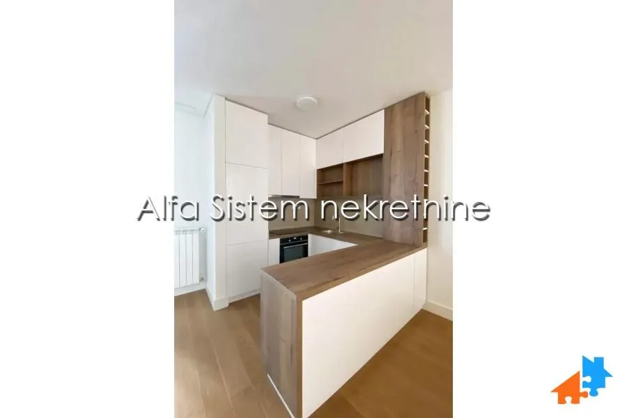 Izdavanje, dvosoban stan, 62m², Savski Venac, Beograd