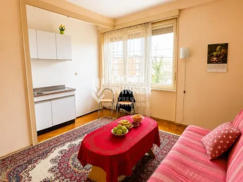 Prodaja, stan, 23m², Stari Grad, Beograd - image 1