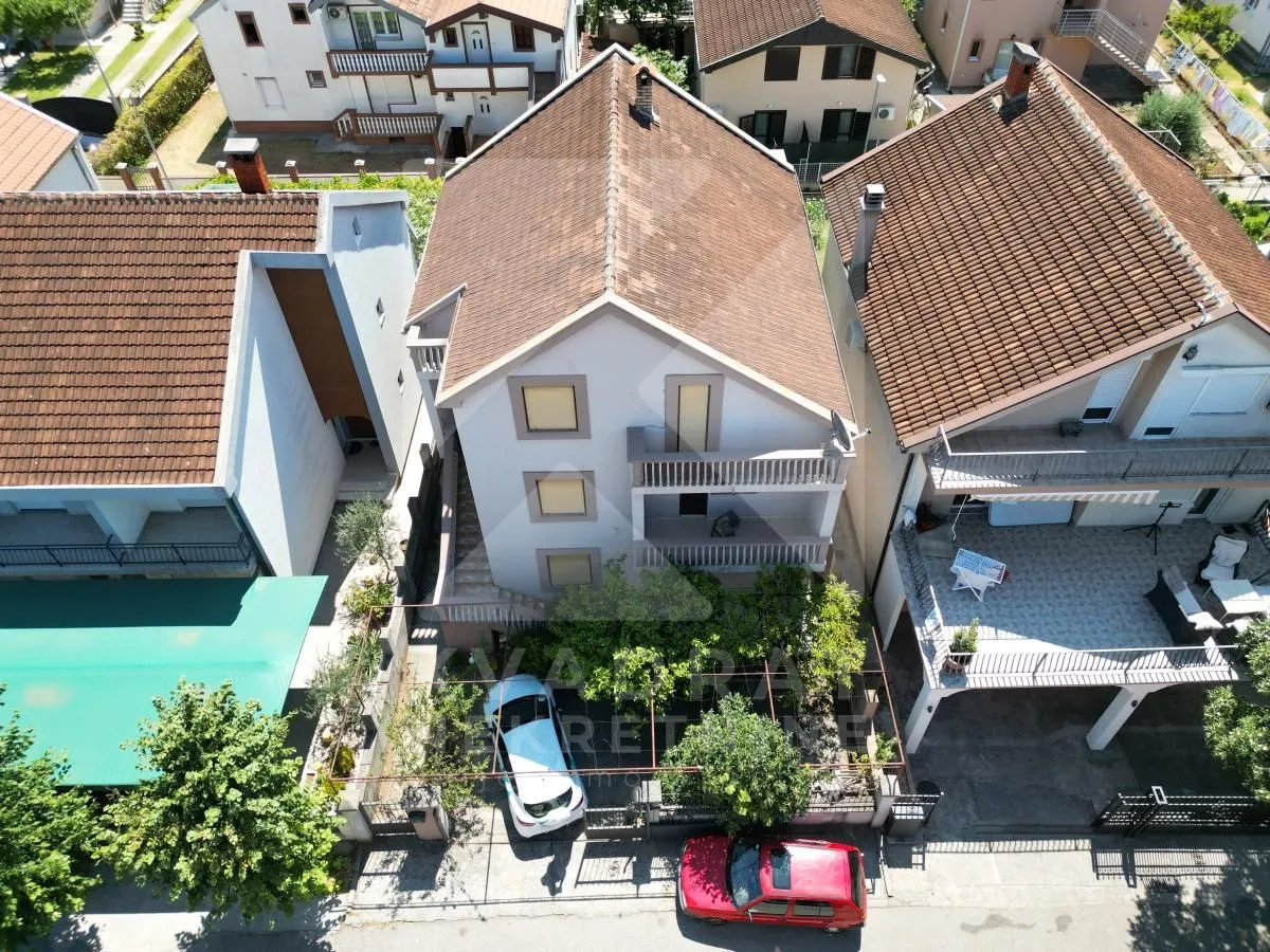 Prodaja, kuća, 101m², Stari Aerodrom, Podgorica