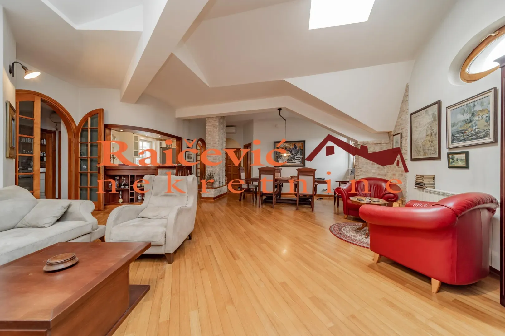 Sale, four bedroom apartment, 114m², Centar, Stara Pazova