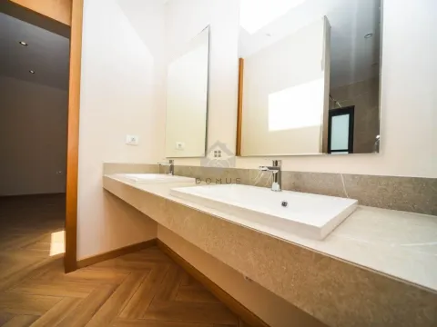 Izdavanje, kuća, 350m², Tuzi, Podgorica - image 24