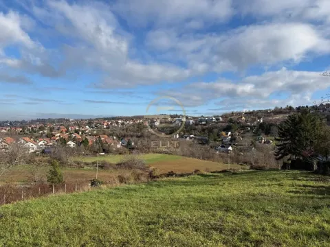 Zemljište in Sremska Kamenica