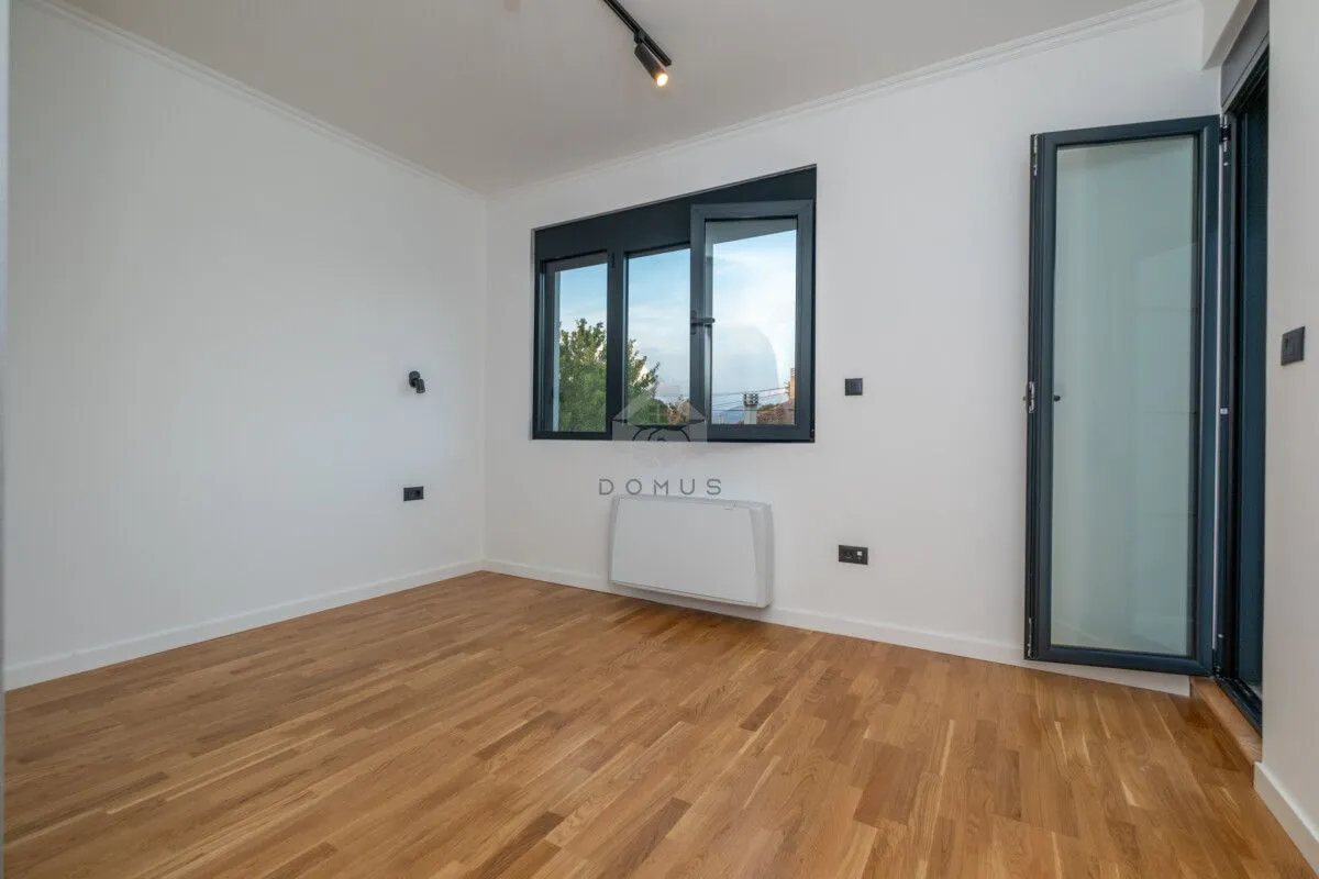 Izdavanje, kuća, 180m², Donja Gorica, Podgorica