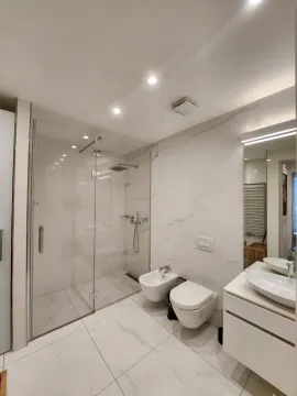 Sale, one bedroom apartment, 62m², Dukley Gardens, Budva - image 13