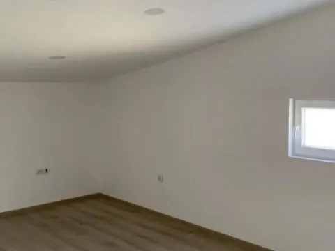 Prodaja, poslovni prostor, 203m², Kamenjar, Novi Sad Sve Podlokacije - image 7