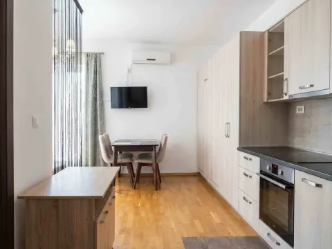 Sale, one bedroom apartment, 43m², Centar, Budva - image 6