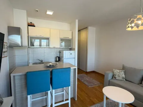 Izdavanje, garsonjera, 27m², City Kvart, Podgorica - image 5