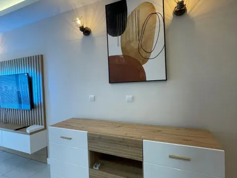 Izdavanje, garsonjera, 40m², Sveti Stefan, Budva - image 26
