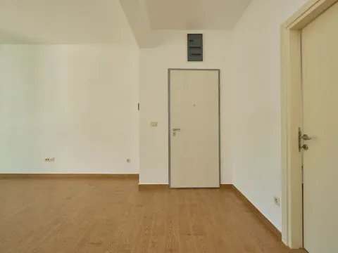 Sale, two bedroom apartment, 63m², Bečići, Budva - image 8