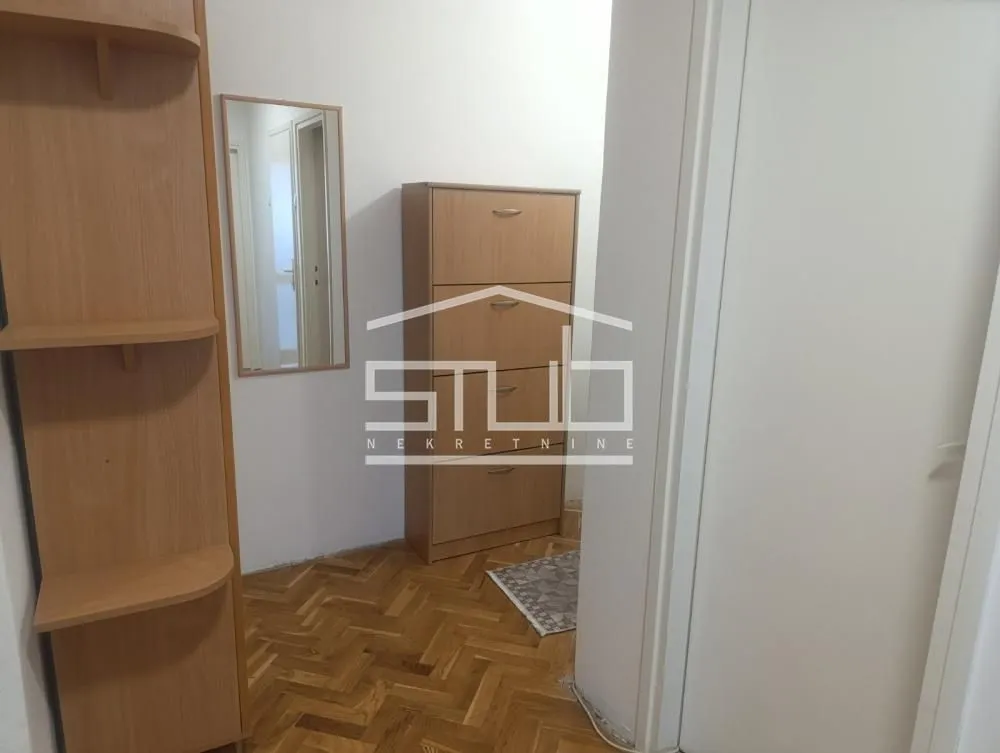 Rent, four bedroom apartment, 94m², Palilula Sve Podlokacije, Beograd