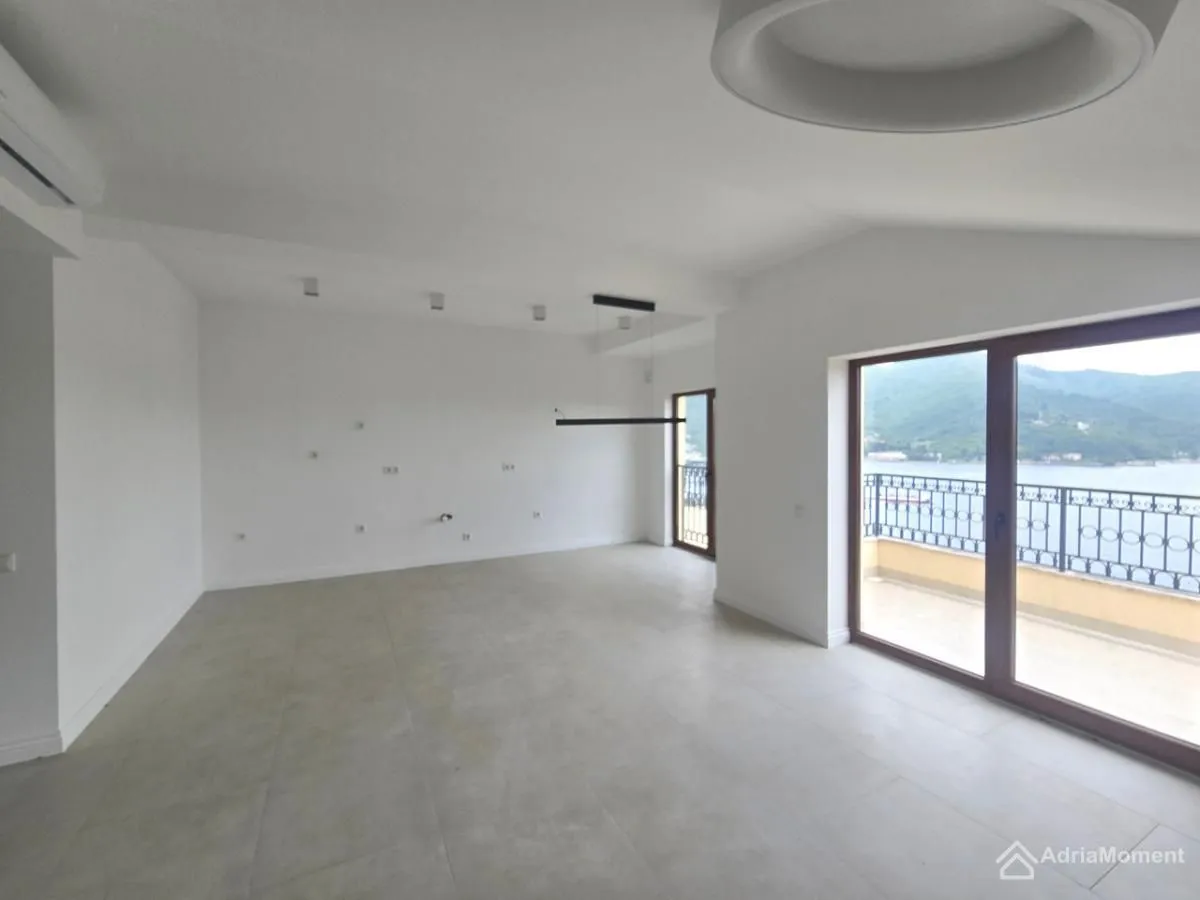 Prodaja, jednosoban stan, 53m², Kamenari, Herceg Novi
