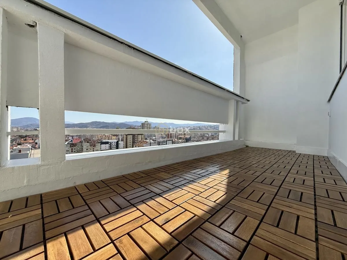 Prodaja, trosoban stan, 79m², Medijana, Niš