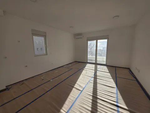 Prodaja, dvosoban stan, 64m², Budva, Crna Gora - image 3